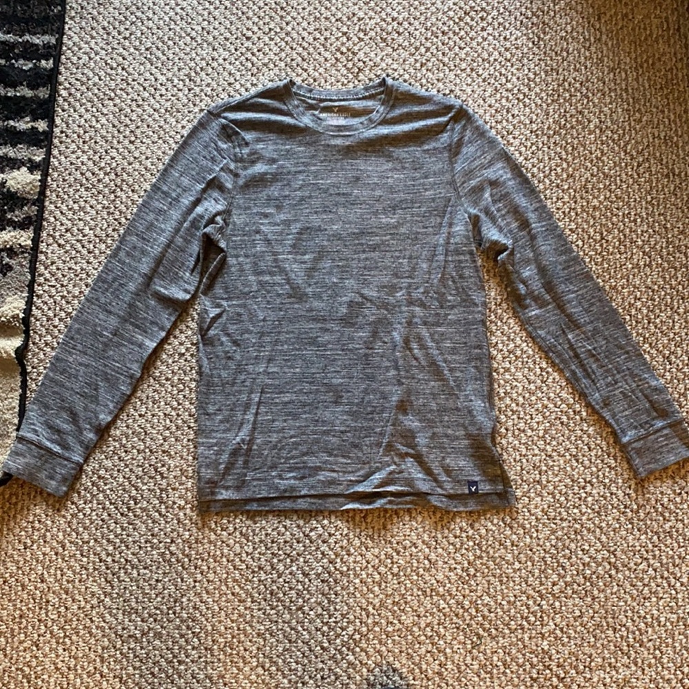 American Eagle long sleeve shirt